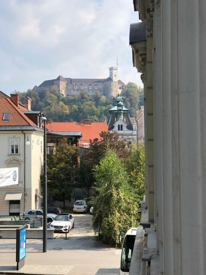 City Centre Chic Apartment Ljubljana 2/4 ภายนอก รูปภาพ